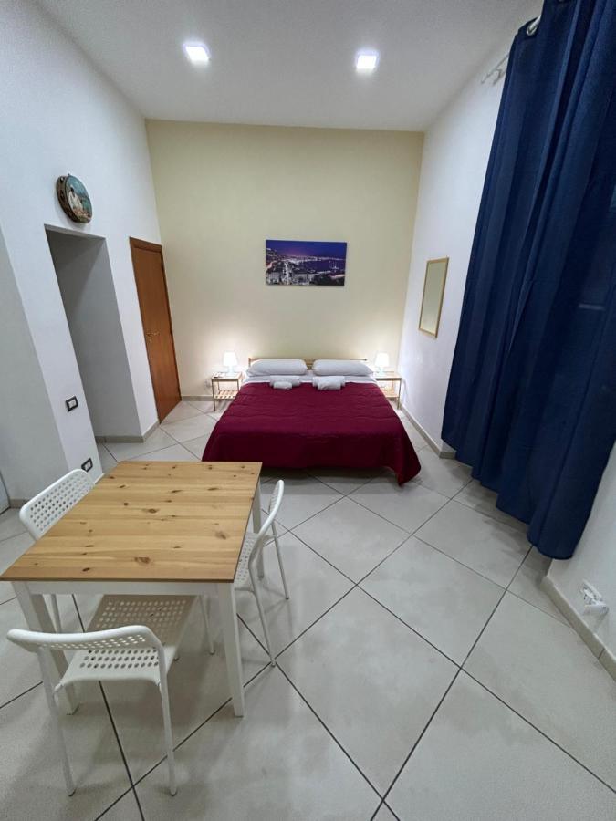 'O Vico Mio Guest House Napoli Bagian luar foto